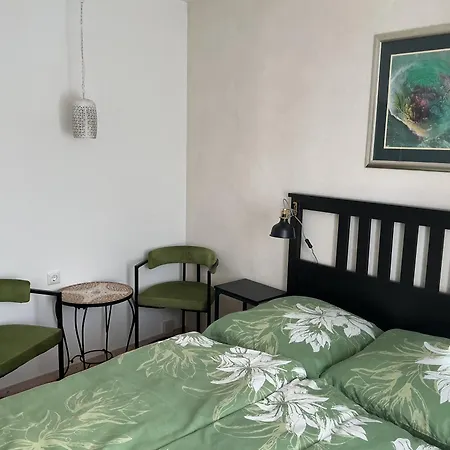 Queensizekomfort In Rheinhessischer Hofreite